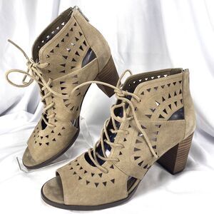 Vince Camuto Heel Sandals Womens 10 M Lallia Block Heels Suede Lace Up Lazer Cut